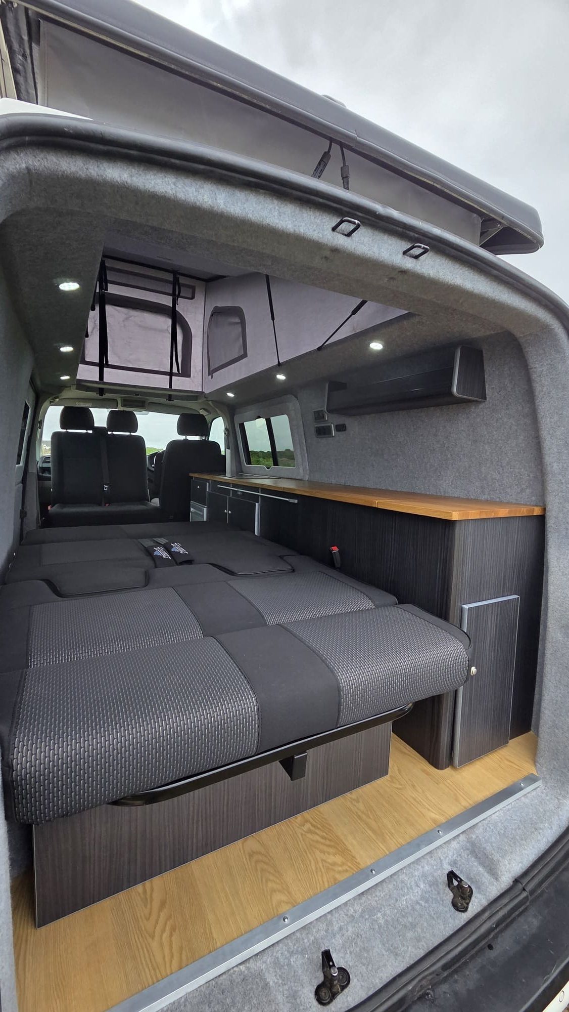 VW T6 - Low-level Freestyler VW T6 - Low-level Freestyler