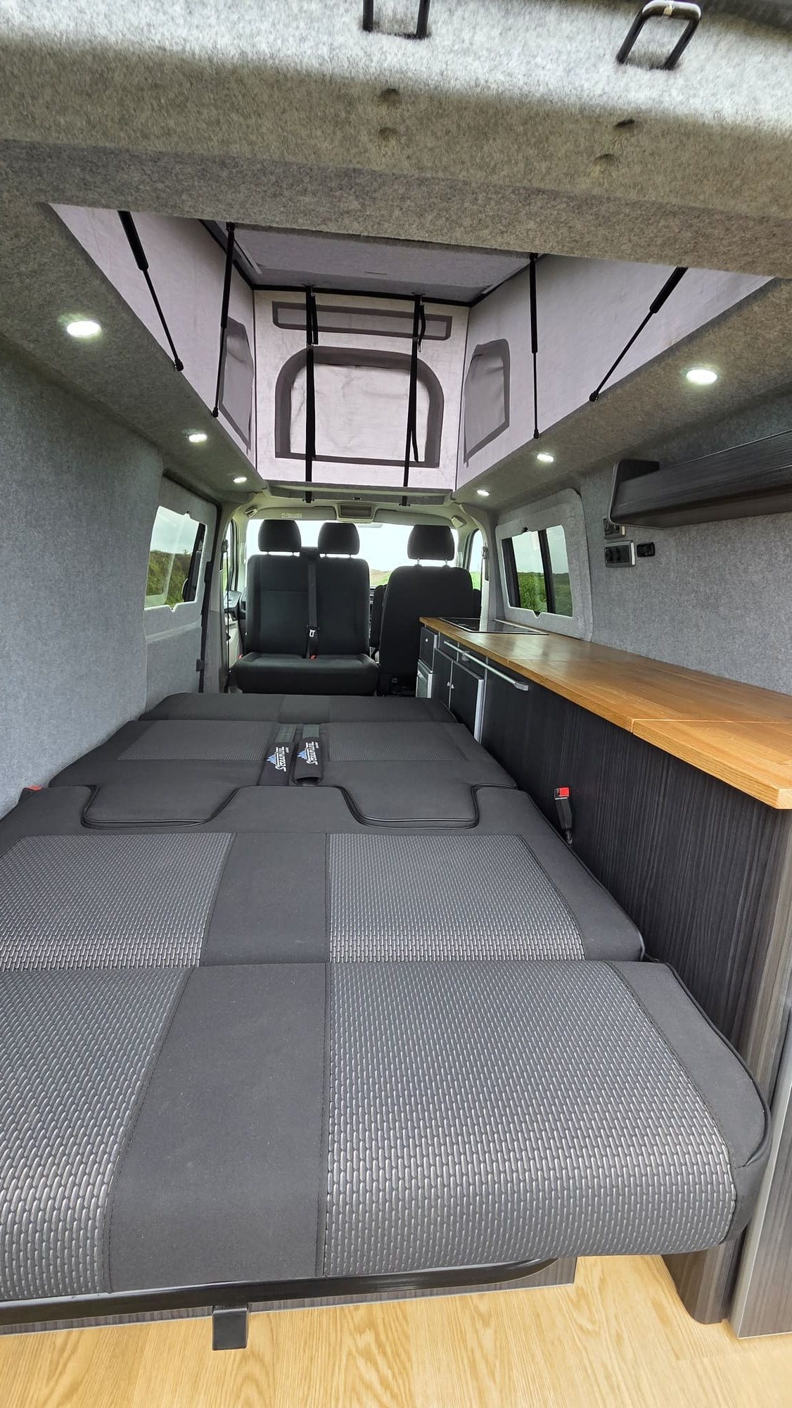 VW T6 - Low-level Freestyler VW T6 - Low-level Freestyler